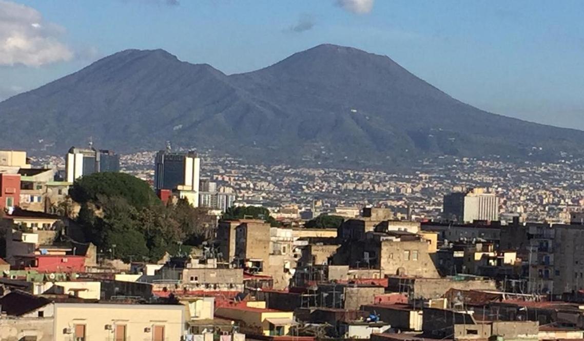 La Terrazza Di Nonna Anna Bed & Breakfast Napoli Bagian luar foto