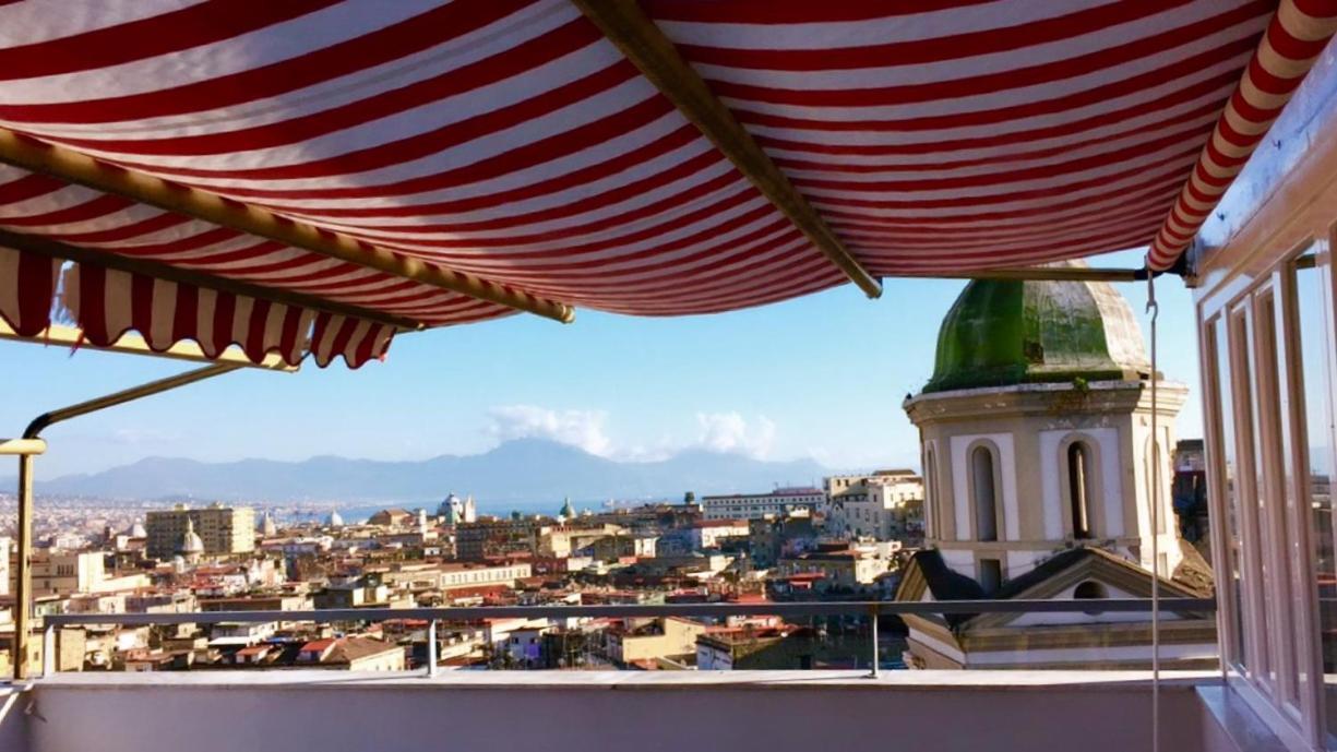 La Terrazza Di Nonna Anna Bed & Breakfast Napoli Bagian luar foto
